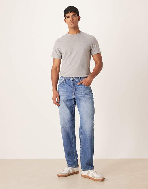 DESIGN straight jeans in vintage mid wash blue