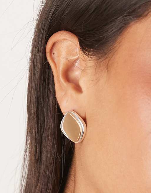 DESIGN stud earrings in abstract design in mixed gold and silver tone