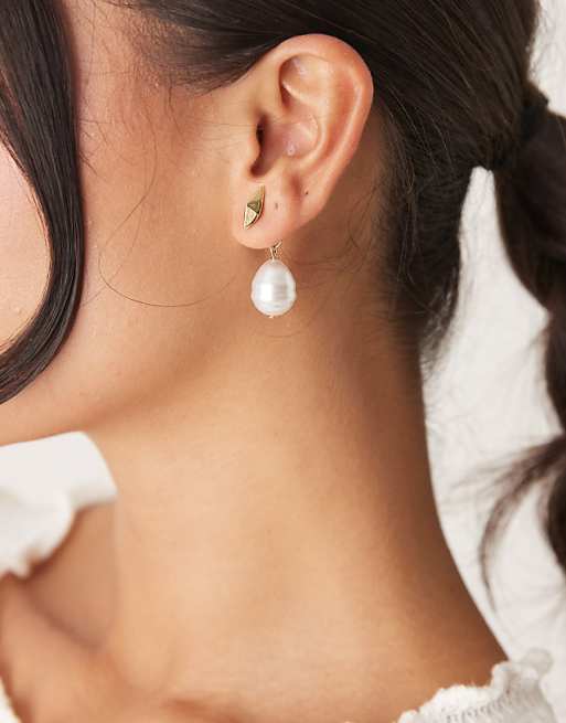 DESIGN stud earrings with front-to-back faux pearl design in gold tone