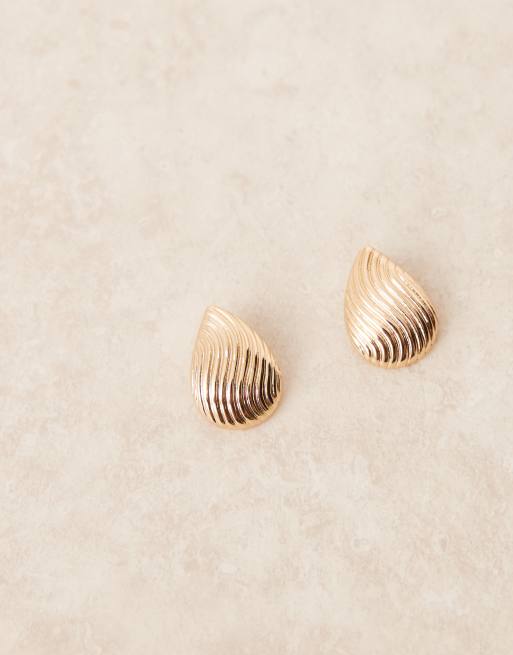DESIGN Stud Earrings With Ridged Design In Gold Tone