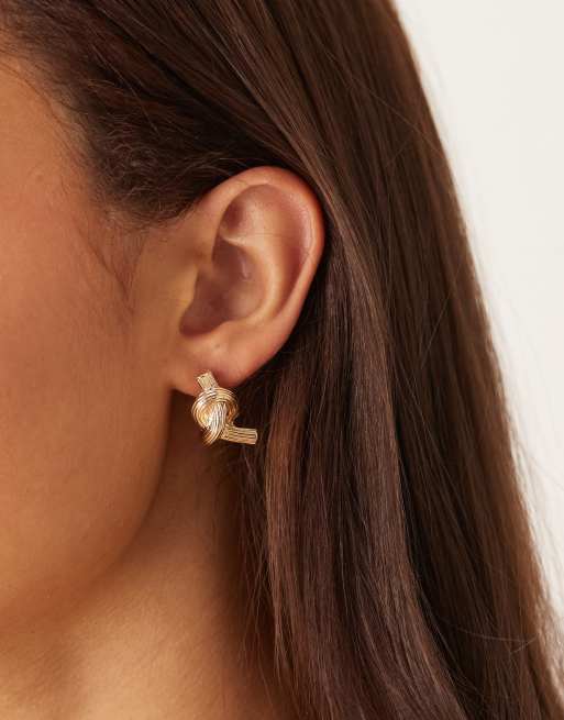 DESIGN Stud Earrings With Twisted Knot Design In Gold Tone