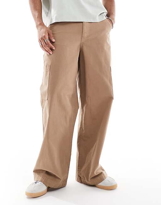 DESIGN Super Baggy Cargo Trousers In Brown