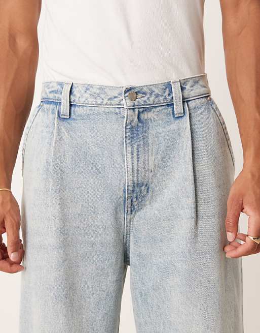 DESIGN Super Baggy Jeans With Front Pleats In Light Wash Blue