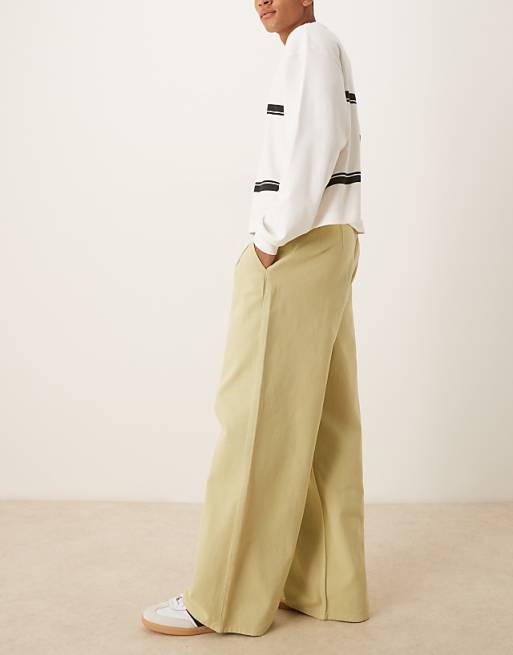 DESIGN Super Baggy Jeans With Pleats In Green