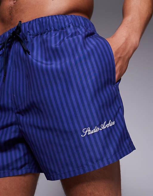 DESIGN Swim Shorts In Short Length In Navy Stripe With Placement Print