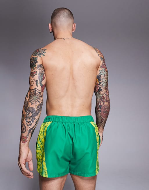DESIGN Swim Shorts In Super Short Length With Placement Animal Print In Green