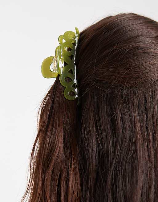 DESIGN swirly hair claw in olive