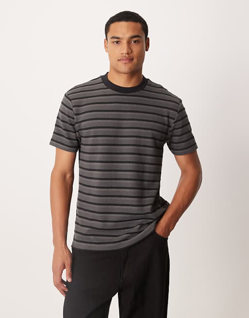DESIGN t-shirt in black and grey stripe