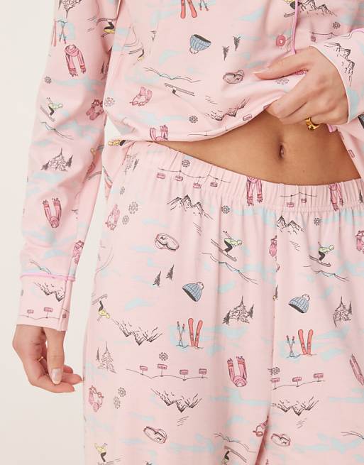 DESIGN Tall Super Soft Long Sleeve Shirt & Trouser Pyjama Set With Contrast Piping In Ski Print