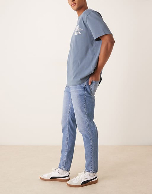 DESIGN Tapered Fit Jeans In Light Wash Blue