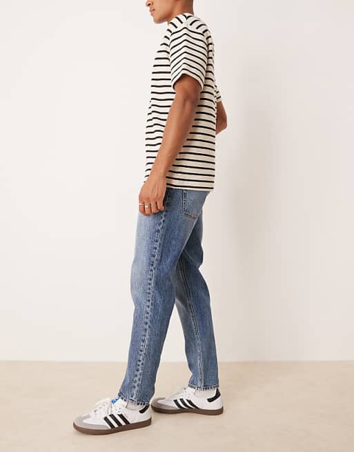 DESIGN Tapered Fit Jeans In Mid Wash Blue