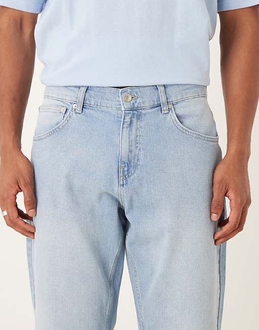 DESIGN Tapered Jean In Light Wash Comfort Stretch Denim