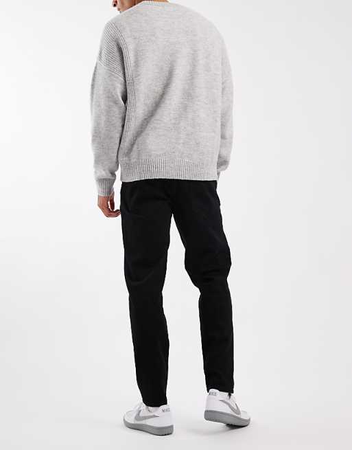 DESIGN Tapered Jeans In Black