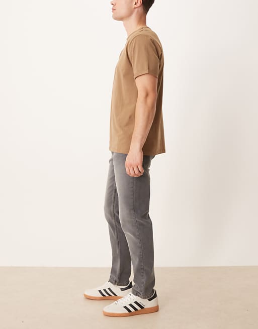 DESIGN Tapered Jeans In Black Wash