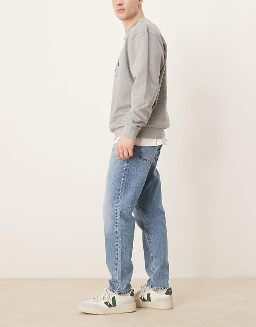 DESIGN Tapered Jeans In Mid Wash Blue