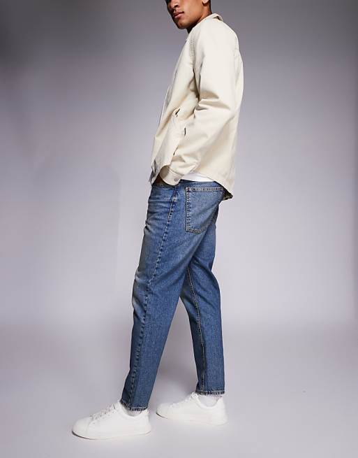 DESIGN Tapered Jeans In Mid Wash With Tint