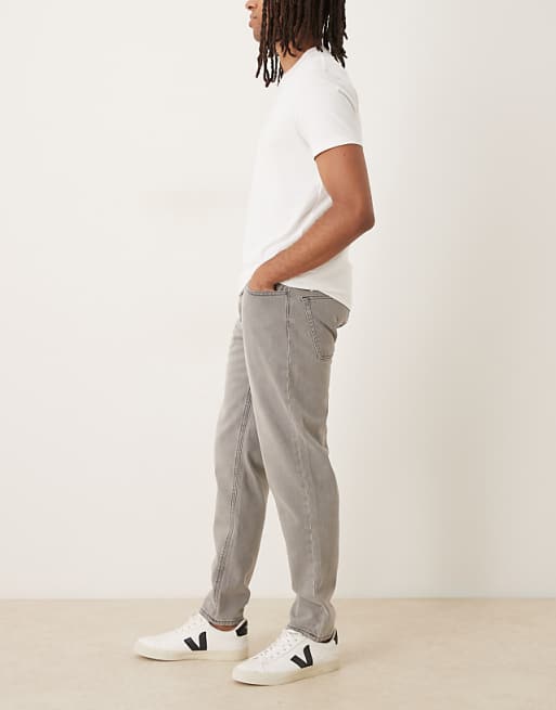 DESIGN Tapered Jeans In Washed Grey