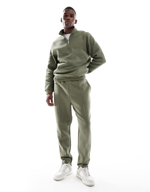 DESIGN tapered jogger with pin tuck in green