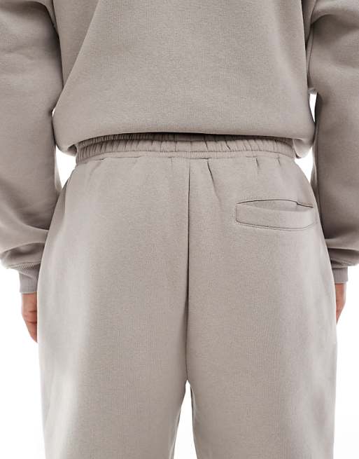 DESIGN Tapered Jogger With Pin Tuck In Grey