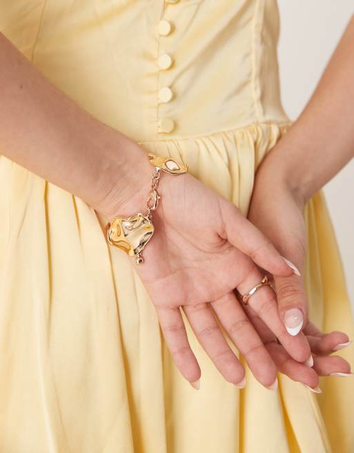 DESIGN Textured Chunky Bracelet In Gold Tone