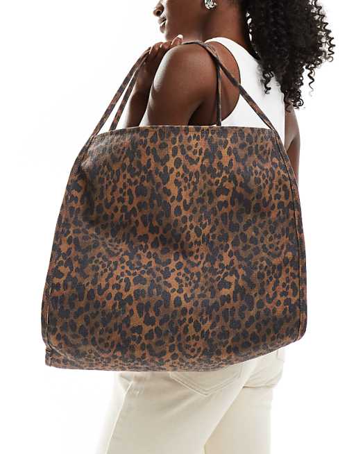 DESIGN Tubular Handle Canvas Tote Bag In Brown Leopard