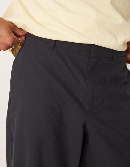 DESIGN Twisted Horseshoe Trouser In Black