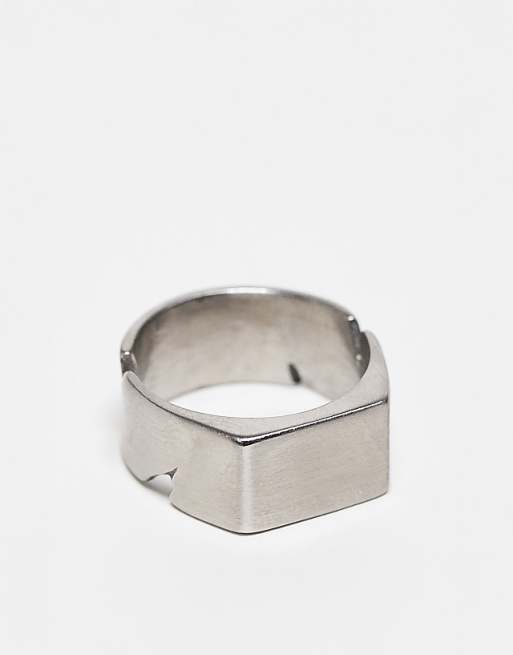DESIGN waterproof stainless steel cut out brushed silver signet ring in silver tone