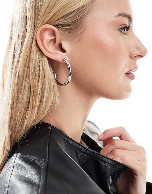 DESIGN waterproof stainless steel hoop earrings with tube design in silver tone