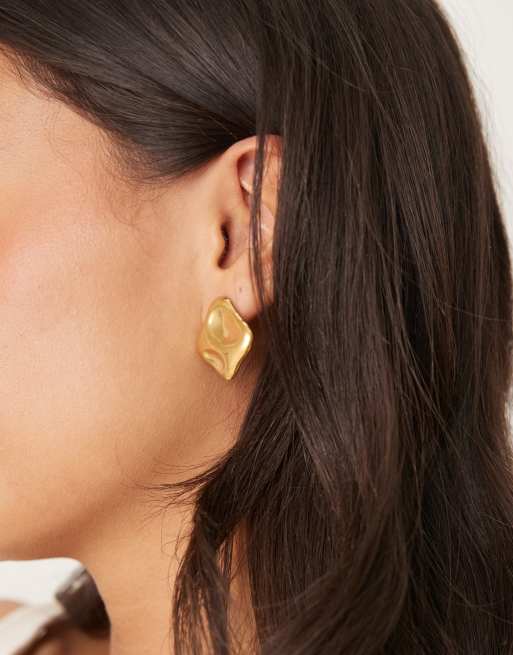 DESIGN Waterproof Stainless Steel Stud Earrings With Molten Design In Gold Tone