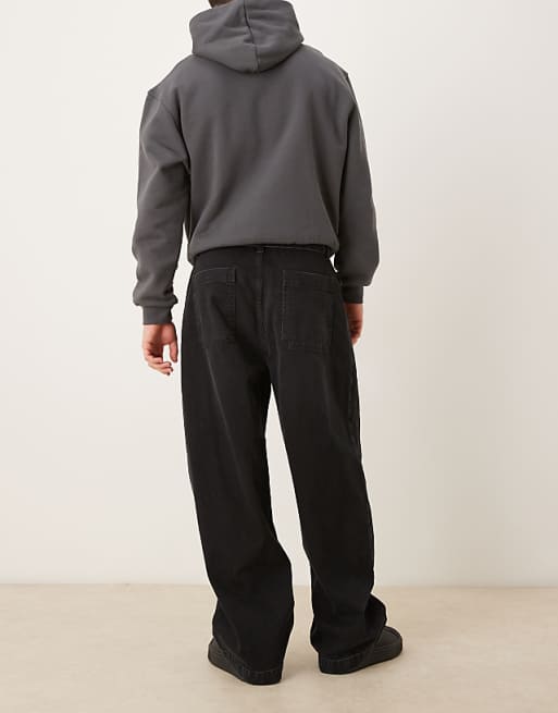 DESIGN Wide Leg Jeans In Black With Pleats And Belt
