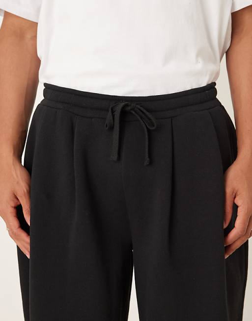 DESIGN Wide Leg Jogger With Pleats In Black