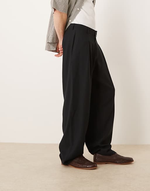 DESIGN Wide Leg Smart Trousers With Front Pleat In Black