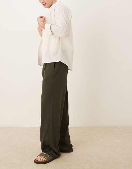 DESIGN Wide Leg Trousers With Deep Pleat In Khaki