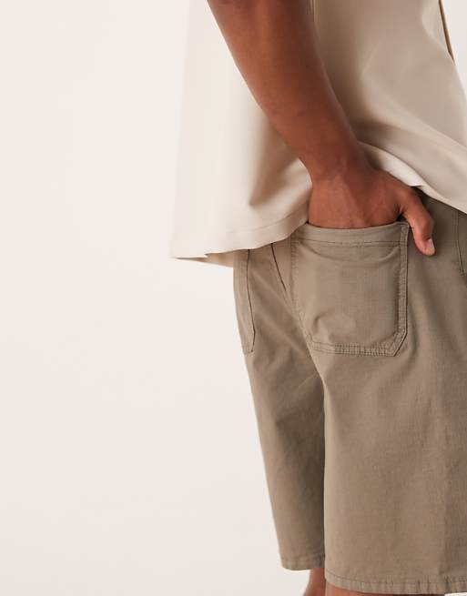 DESIGN Wide Mid Length Pleated Shorts With Drawstring In Khaki