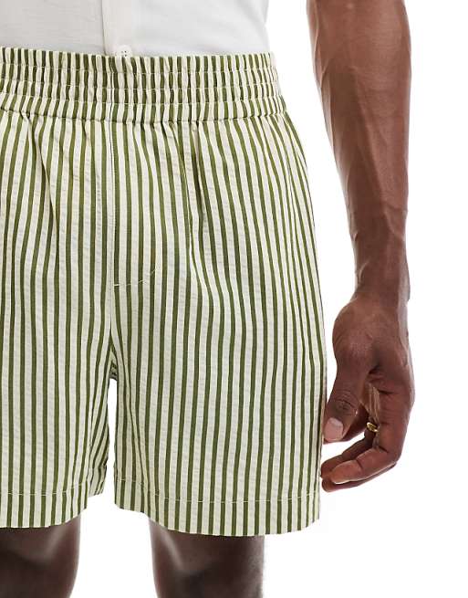 DESIGN Wide Shorter Length Short In Green And White Stripe