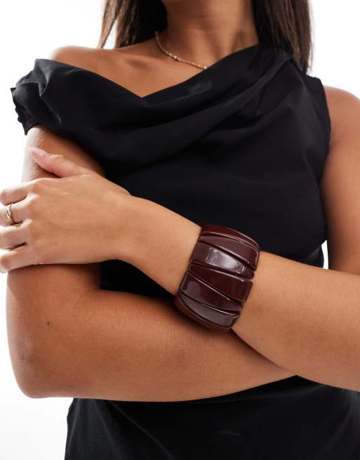 DESIGN Wide Stretch Bracelet In Dark Brown Resin