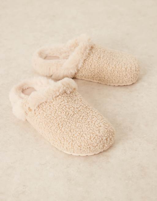 DESIGN Zabby Clog Mule Slipper In Cream Borg