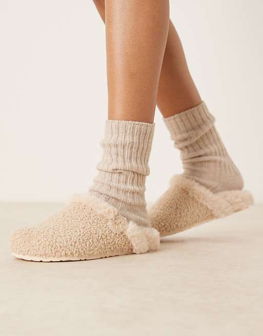 DESIGN Zabby Clog Mule Slipper In Cream Borg
