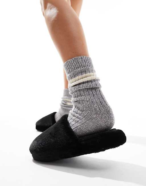 DESIGN Zina Closed Toe Slippers In Black