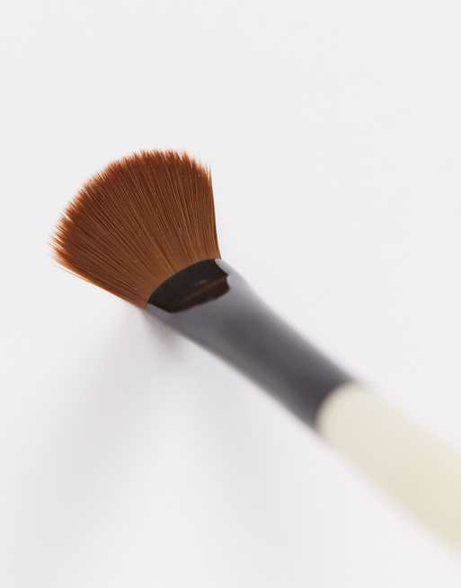 Bobbi Brown Concealer Blending Brush