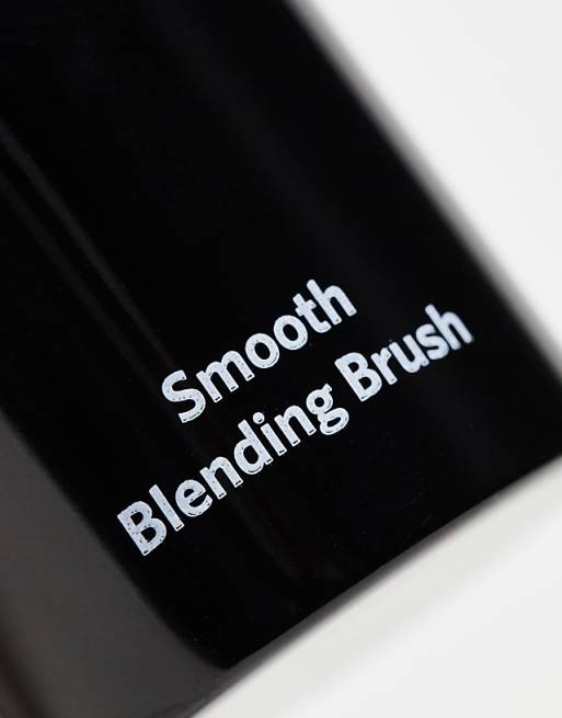 Bobbi Brown Smooth Blending Brush