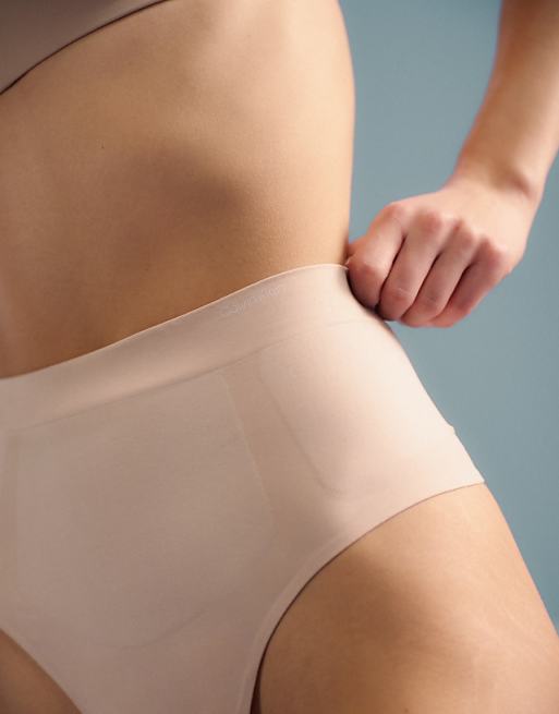 Calvin Klein Shapewear Extra Firm Secure Sculpt Thong In Beige
