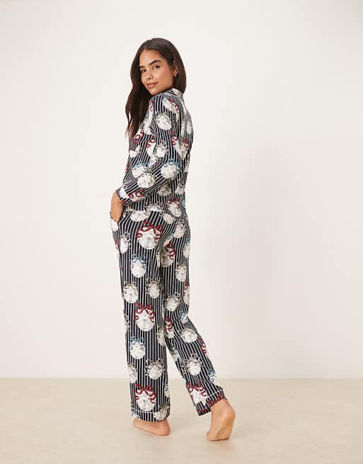 Chelsea Peers Poly Long Sleeve Revere Pyjama Set In Christmas Disco Ball Print