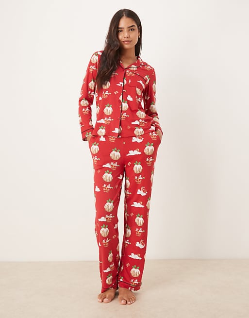 Chelsea Peers poly long sleeve revere pyjama set in Christmas pudding balloon print