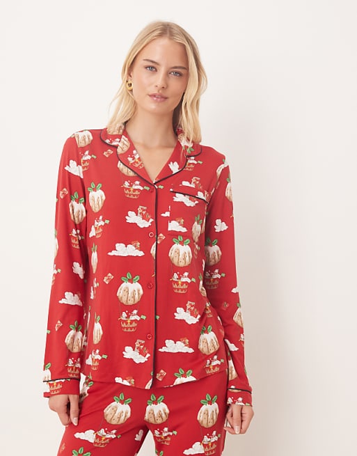 Chelsea Peers Tall Poly Long Sleeve Revere Pyjama Set In Christmas Pudding Balloon Print