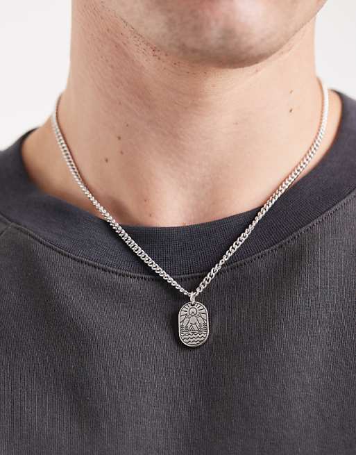Classics 77 mountain engraved pendant chain necklace in silver