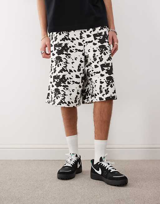 COLLUSION Skater Relaxed Jersey Shorts In Cow Print - MULTI