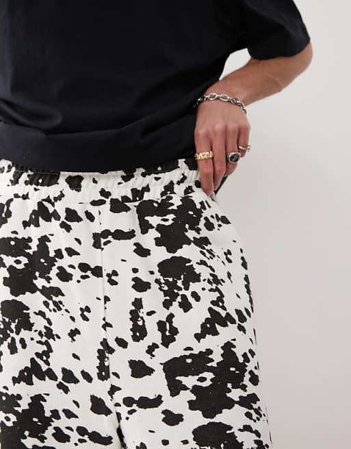 COLLUSION Skater Relaxed Jersey Shorts In Cow Print - MULTI