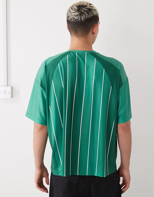 COLLUSION Unisex Football Top T-shirt In Green