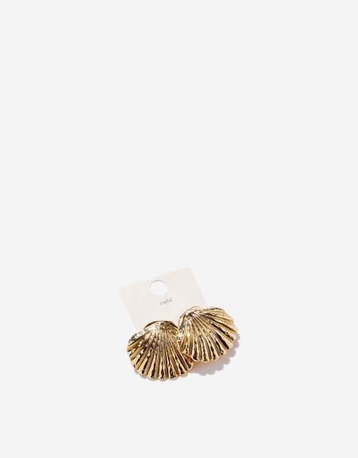 Cotton On Mid Charm Earring In Gold